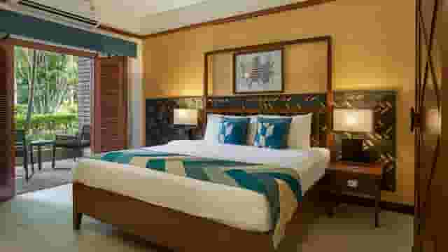 Burgundy Room