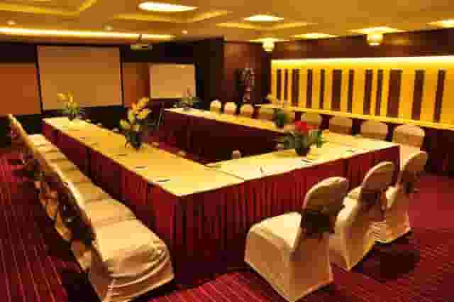 Meeting & Convention Halls