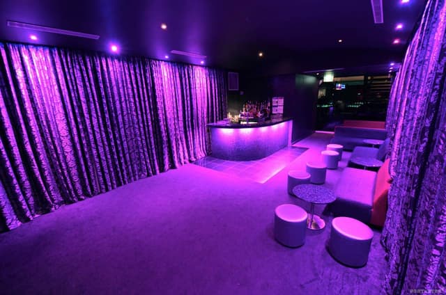 Lounge Bar