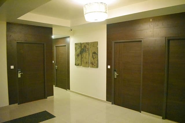 Grand Suites