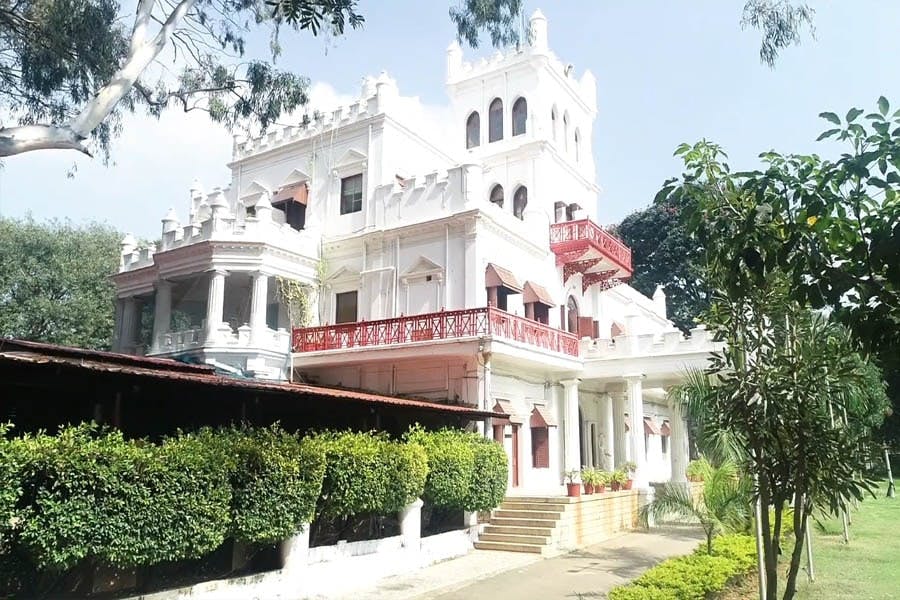Book Jayamahal Palace Hotel in ...