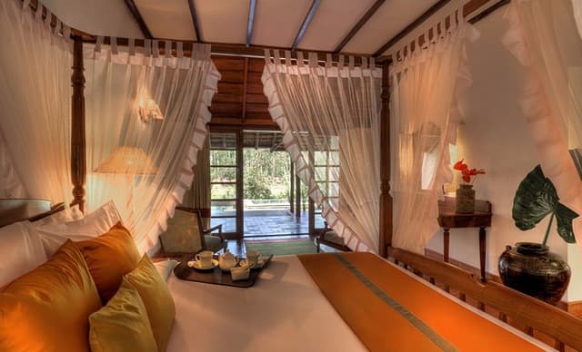 Palace Suites