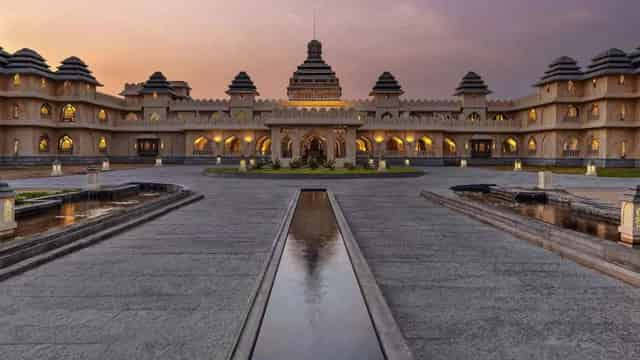 Kamalapura Palace