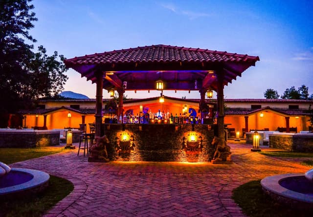 The Royal Retreat Resort & Spa