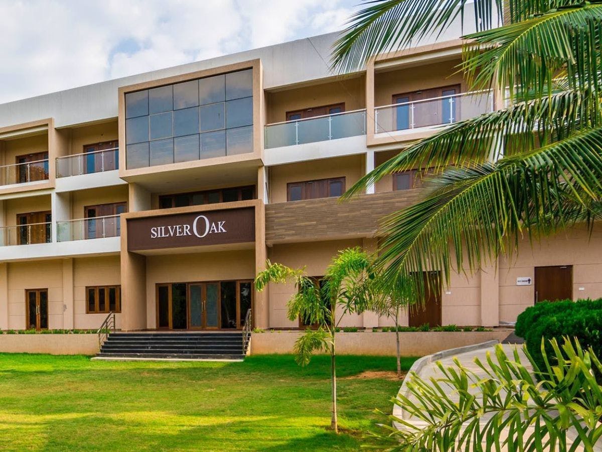 Silver Oak Resort Bangalore ...