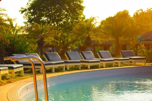 Mango Mist Resorts Pool: Pictures ...