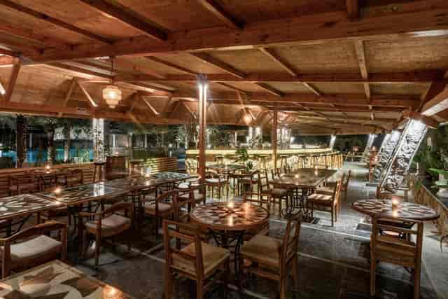 Elegant tents at Mango Mist Resorts, ideal for intimate receptions and private events.