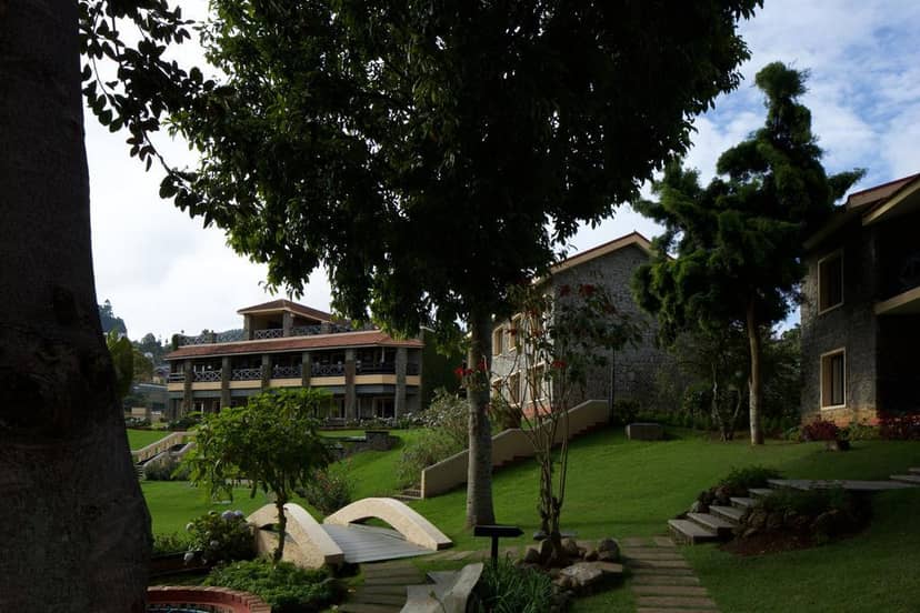 GREEN PASTURES - A HILL COUNTRY RESORT ...