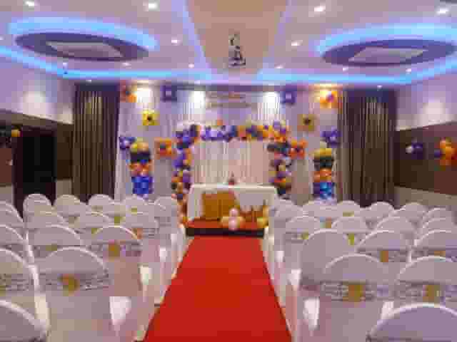 Mini Party Hall