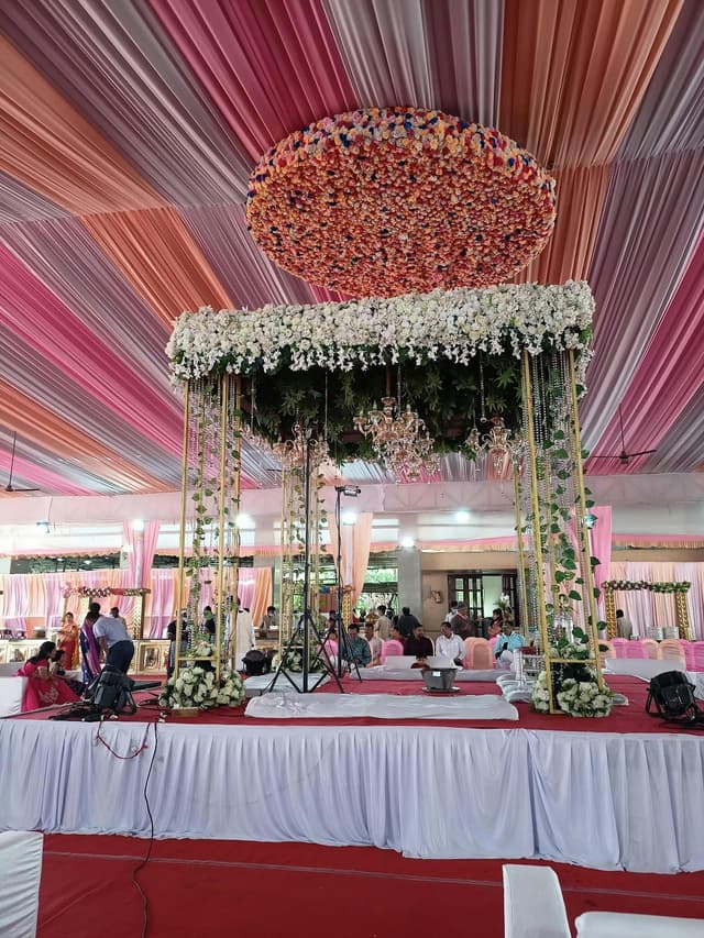 Shreeji Banquet Hall & Lawns
