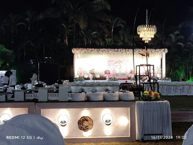 Shreeji Banquet Hall & Lawns