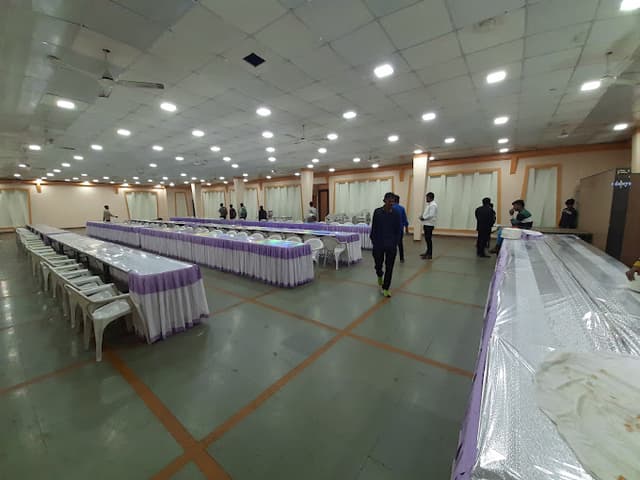 Shreeji Banquet Hall & Lawns