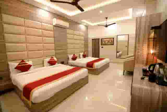 Executive Room