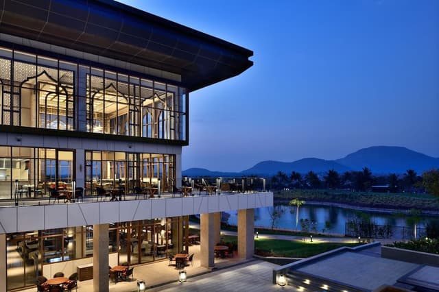JW Marriott Bengaluru Prestige Golfshire Resort & Spa