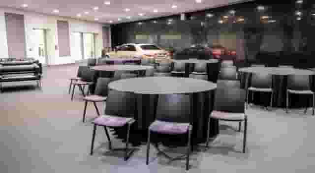 Mercedes-Benz World