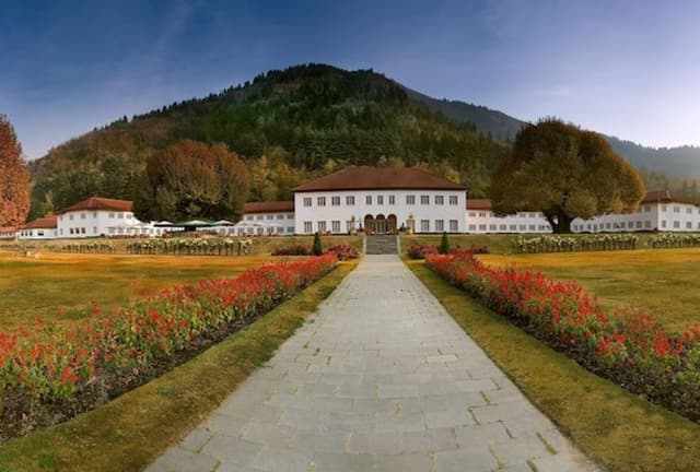 The LaLiT Grand Palace Srinagar