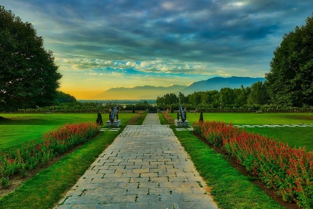 The LaLiT Grand Palace Srinagar