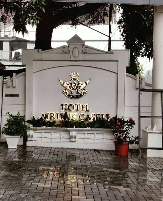 Hotel Airlink Castle