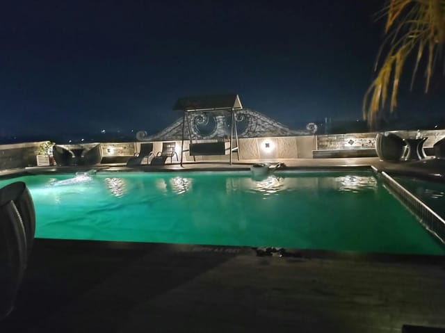 Rooftop pool at Spice Wing, Hotel Airlink Castle; ideal for upscale events and cocktail parties.