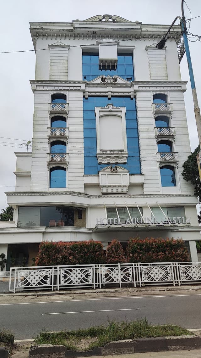 Hotel Airlink Castle