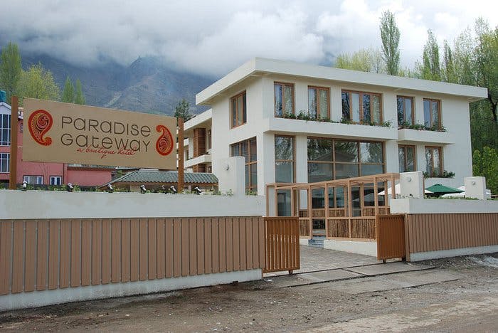 Paradise Gateway (Brein) Restaurant ...