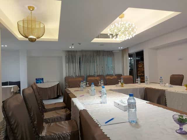 Royal Suite meeting room at Hotel Bengal Blueberry, ideal for professional events.