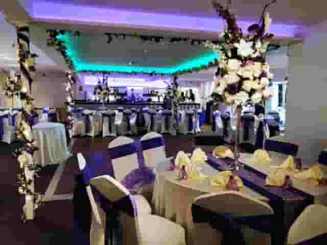 Charis Lounge
