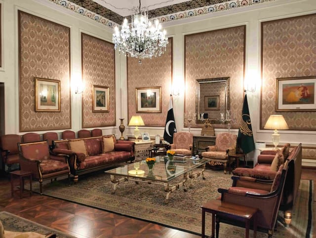Luxurious dining room in Governor's House, ideal for formal meetings and events.
