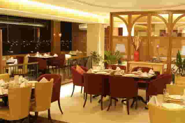 Sultan Boardroom