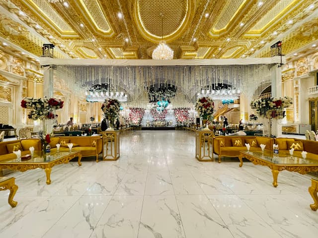 Banquet hall