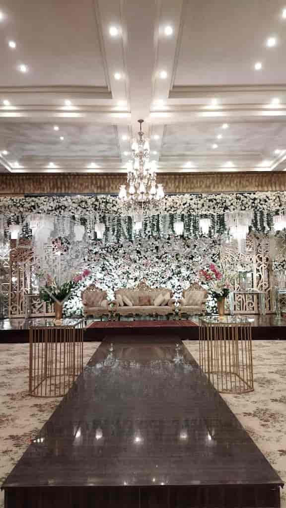 GRAND PAVILION BANQUET –