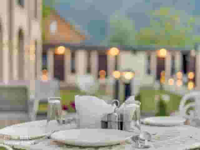 Garden Dining