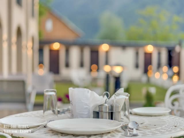 Garden Dining