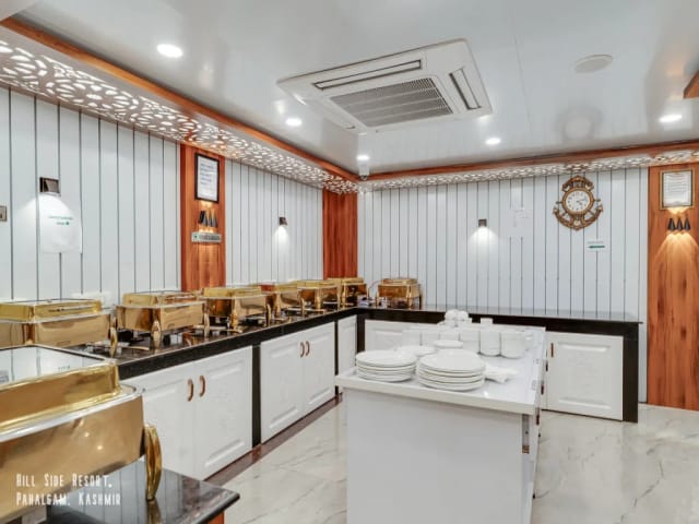Dining - Hillside Resort and Spa | Four ...