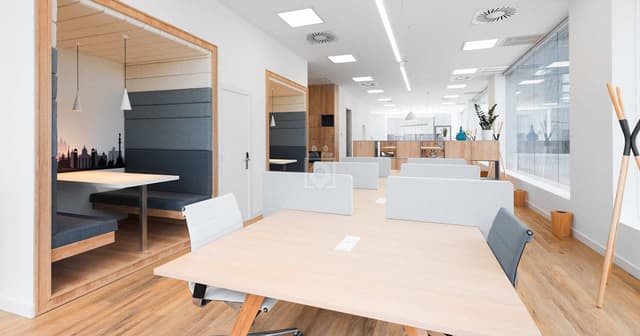 Hot Desks