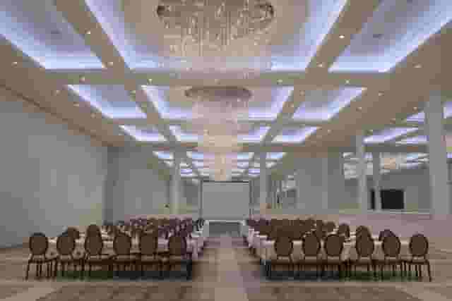 Banquet hall