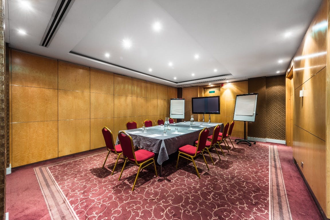 Courthouse Hotel - Chamber2 &3 image 2