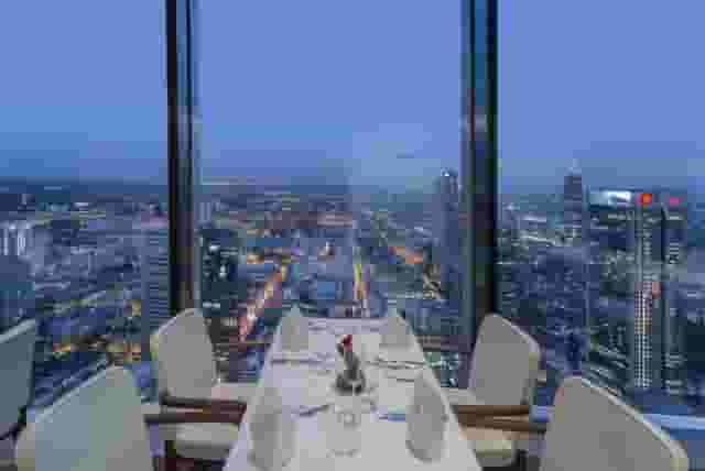 Main Tower Restaurant & Lounge
