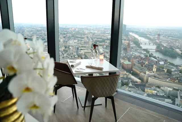 Main Tower Restaurant & Lounge