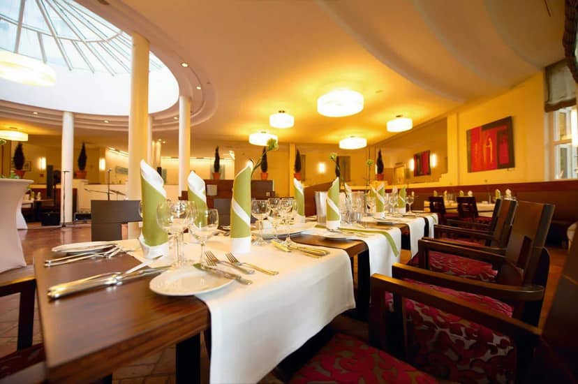 Elegant dining setup at Villa Stokkum for corporate events or galas.