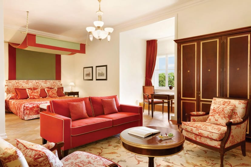 Elegant hotel suite at Villa Rothschild, perfect for meetings and events.