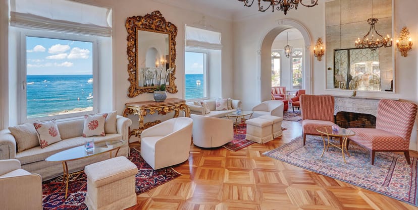 Elegant banqueting room at Villa Sant'Andrea, Taormina Mare for meetings and events.