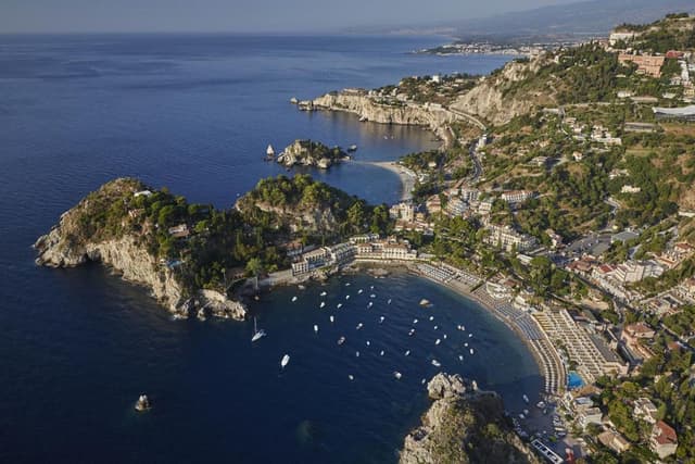 Villa Sant'Andrea +2 more