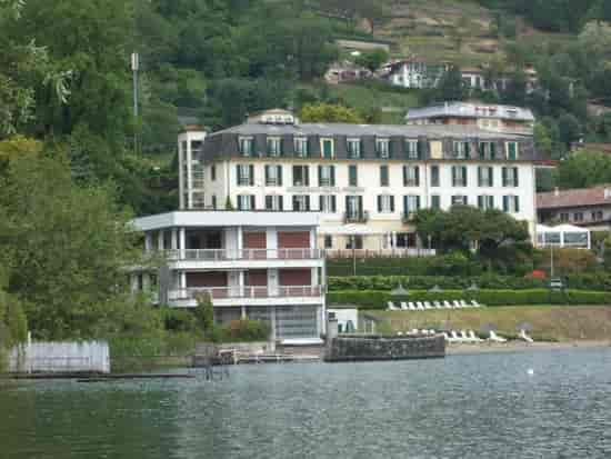 Elegant lakeside venue at Hotel Villa Paradiso for corporate retreats and events.