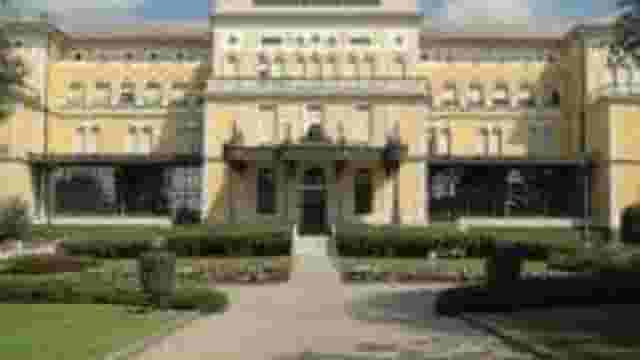 Parco Hall
