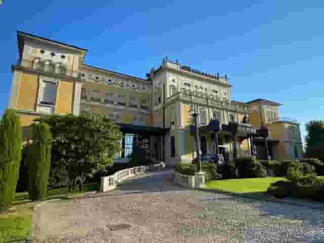 Parco Hall