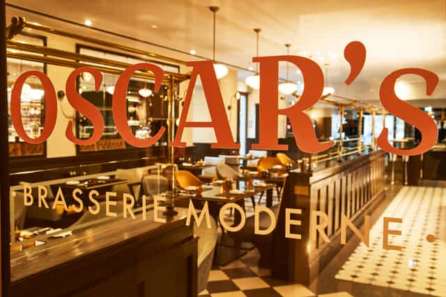 Elegant Hofgarten Restaurant interior, ideal for meetings and celebrations in Frankfurt.
