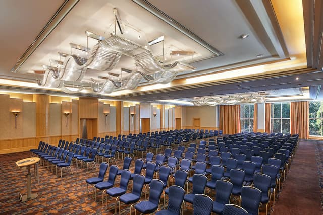 Banquet hall