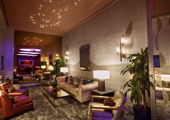 Cocktail Lounge