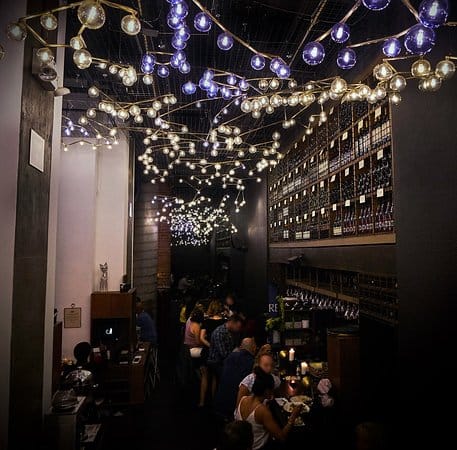 Elegant wine bar in Hole In The Wall, perfect for social gatherings and corporate events.